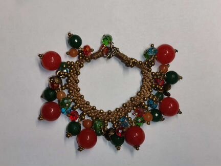 Бижутерия (Брошки, подвески, браслет, чекеры)