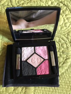 Косметика, тени Dior, Chanel, guerlain