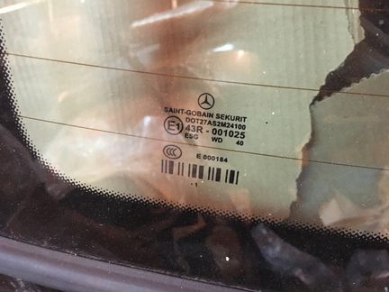 Стекло заднее W212 Mercedes