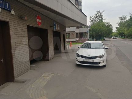 Машиноместо, 13 м²