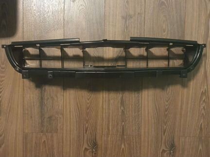 Решетка бампера нижняя Mitsubishi Lancer 2003-2006