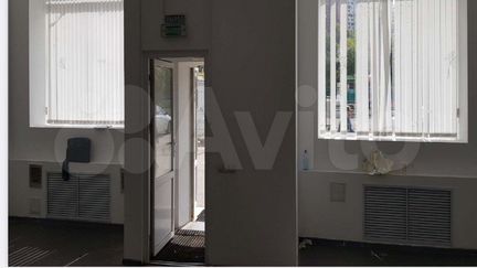 Торговая площадь, 65 м²