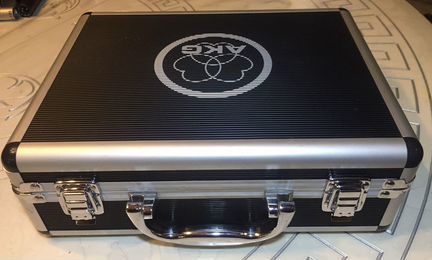 Микрофон AKG 214C