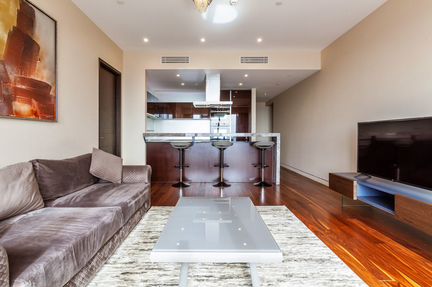 2-к квартира, 90 м², 48/85 эт.