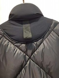 Пуховик Moncler