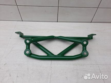 Распорка подрамника задняя Toyota Chaser JZX100