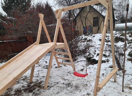 Зимняя заливная горка