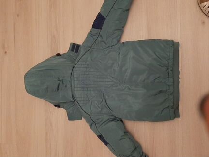 Куртка,на 5-6 лет,зима