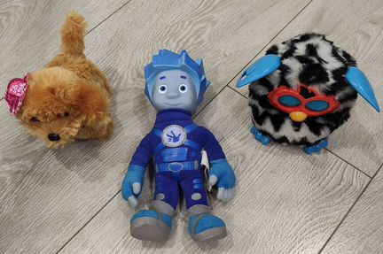 Furby, Нолик из фиксиков, собачка интерактивная