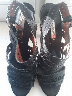 Босоножки bcbgmaxazria