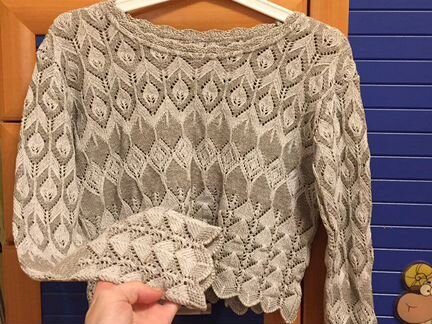 Свитер женский