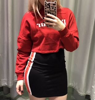 Худи H&M красное укороченное