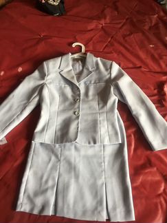 Женский костюм с юбкой 46-48р