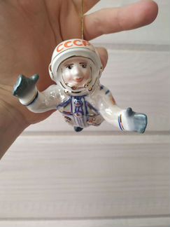 Елочная игрушка СССР на елку космонавт