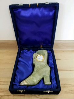 Часы из натурального оникса