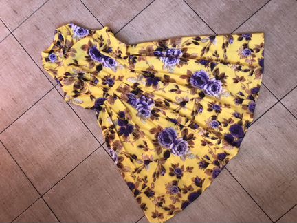 Платья желтое новое летнее размер 48