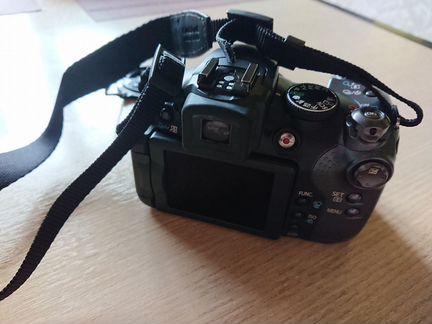 Canon Powershot s5 is