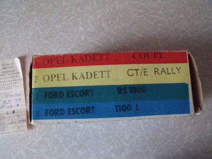 Коробка от Ford Escort Сихарули в 24 масштабе