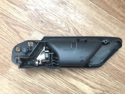 Салонные ручки дверей VW Tiguan