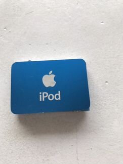 iPod Shuffle со шнуром зарядки (не включается)