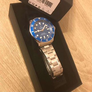 Новые часы TUD0R Black Bay