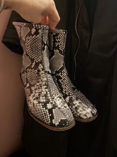 Ботильоны Acne