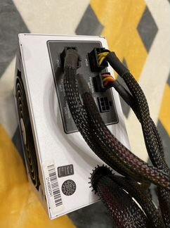 Блок питания Termaltake Templarius 750w Silver