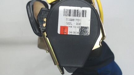 Ремень безопасности левый задний Volkswagen Touare