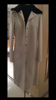 Женское пальто белое Valentino c капюшоном Италия