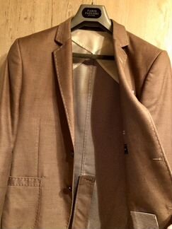 Стильный мужской пиджак