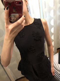 Продам черное платье в отличном состоянии