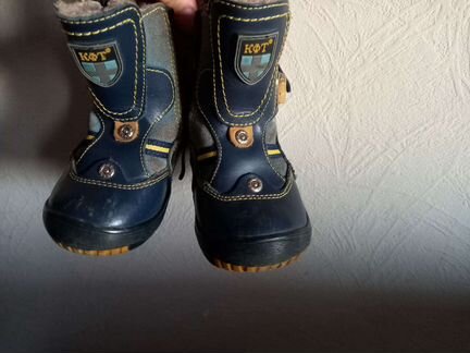 Ботинки зимние размер 22