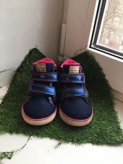 Ботиночки 21 р-р (около 14см по стельке)