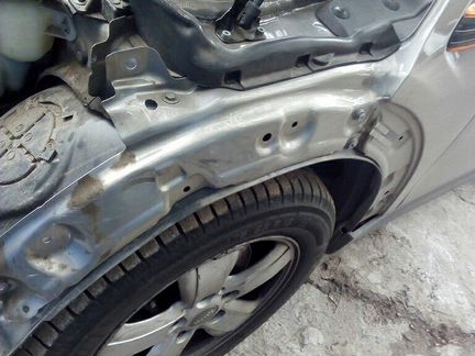 Переднее левое крыло на Mini Cooper