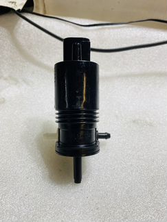 Насос бочка омывателя Mercedes w164 ML-GL 16486000