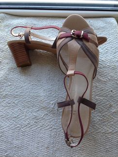 Новые кожаные босоножки р 40