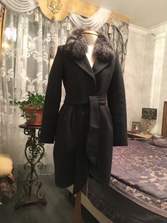 Пальто зимнее с меховым воротником Hoops 46 размер