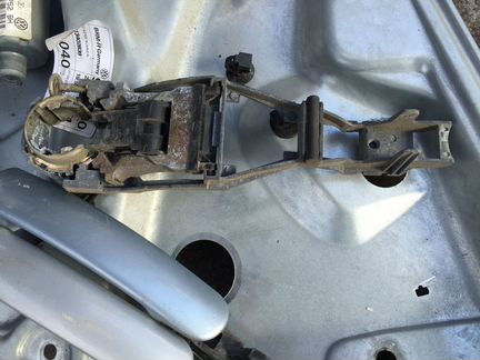 Ручка двери наружняя VW Passat B5