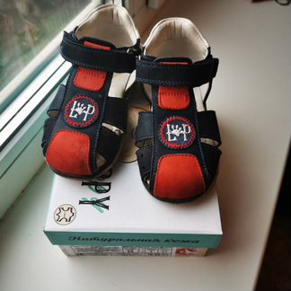 Кроссовки 26, Сандалии для мальчика 24