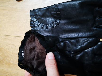 Перчатки кожаные 2 пары. Цена за все
