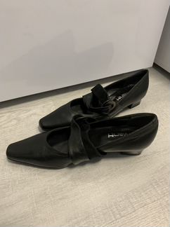 Туфли новые натуральная кожа Zara