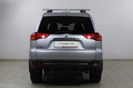 Mitsubishi Pajero Sport 2.5 AT, 2011, 182 224 км