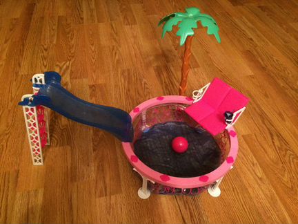 Гламурный бассейн Барби Barbie