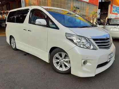 Toyota Alphard 2011