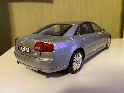 Audi A8 1:18 редкая модель