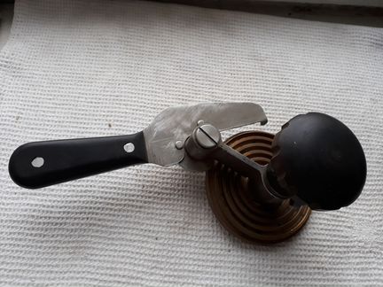 Закаточная машинка