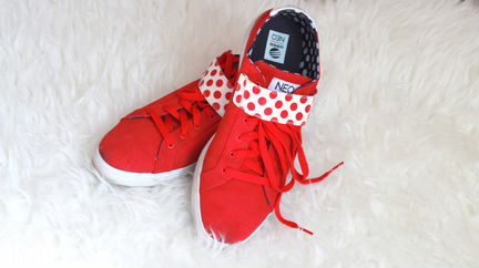 Кроссовки (кеды) Adidas neo