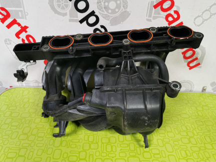 Коллектор впускной Ford Focus 2 2008-2011 хетчбек