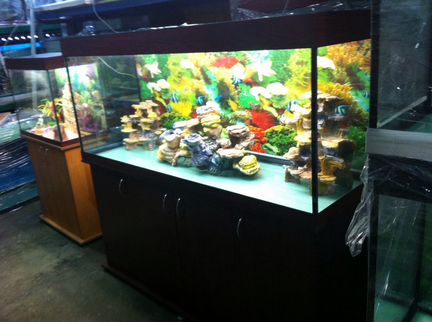 Акв. 400л+ свет+ тумба+ мощн. внеш фильтр