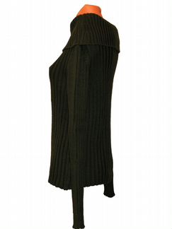 Кофта шерстяная пр-во Италия, новая, стильная 942